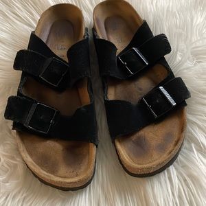 Birkenstock, softbed, black suede sandals.  Size 40. Size Excellent condition.